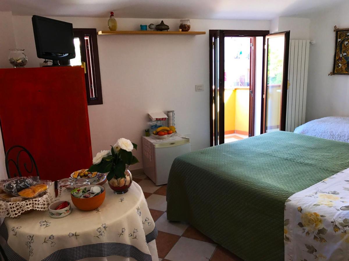 Il Giardino Sul Mare B&B Riva Ligure Exterior photo